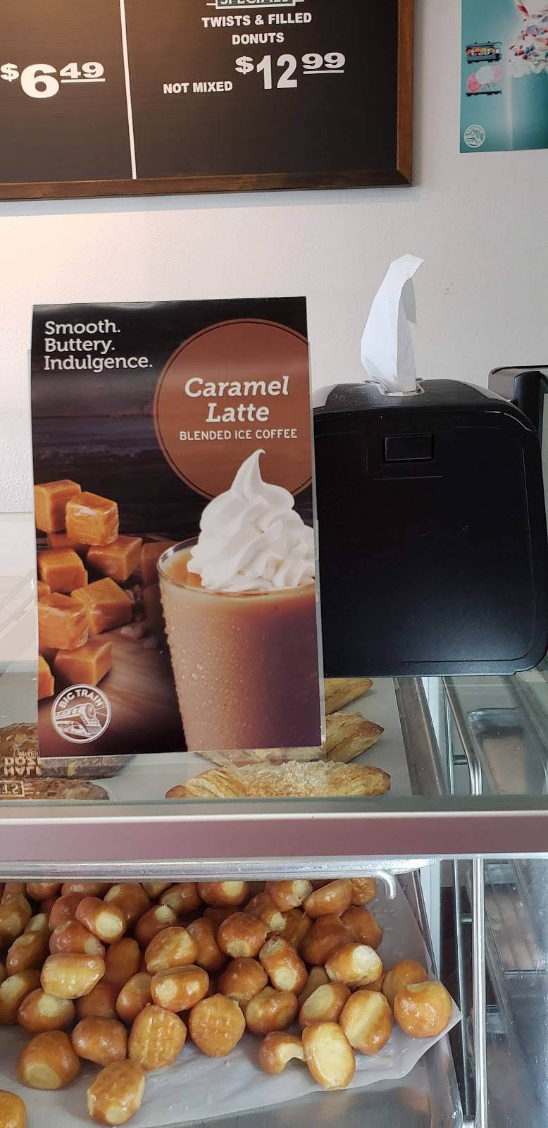 Donut Factory | restaurant | 3730 S Mooney Blvd, Visalia, CA 93277, USA | 5593728514 OR +1 559-372-8514