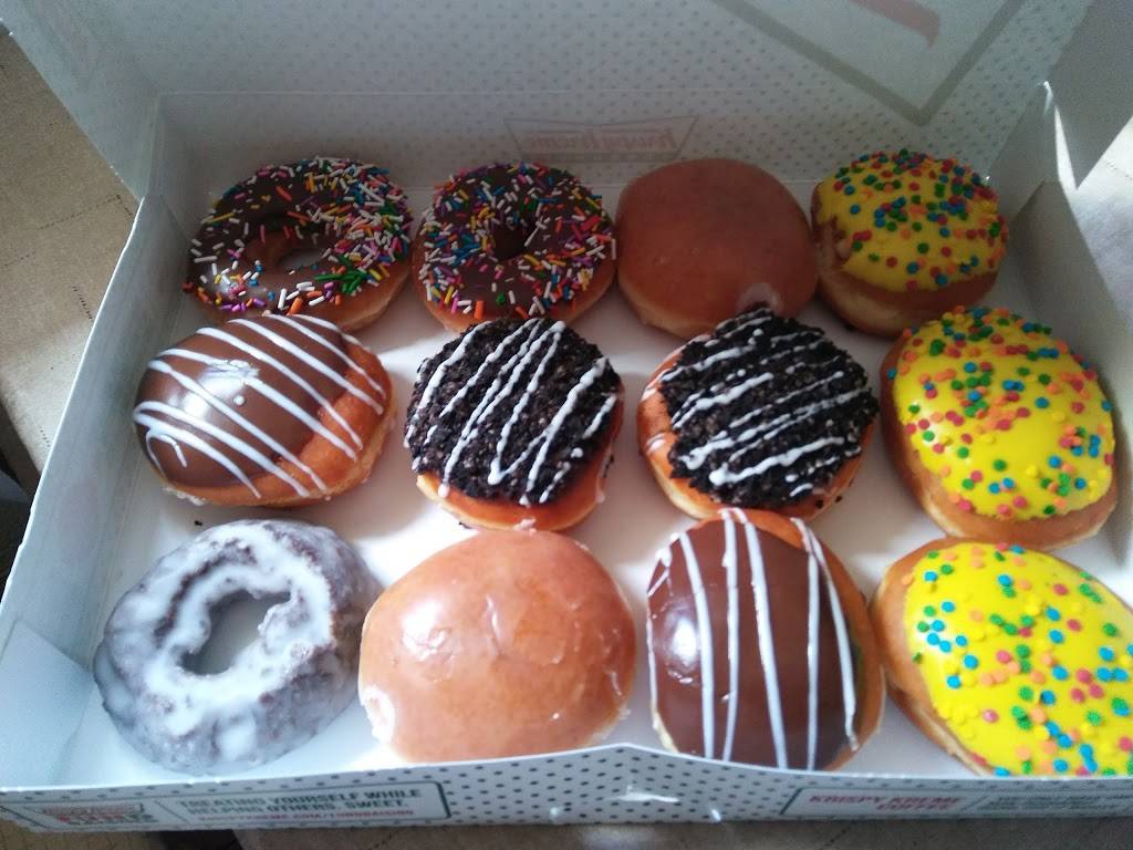 Krispy Kreme | bakery | 3201 W Indian School Rd, Phoenix, AZ 85017, USA | 6022653147 OR +1 602-265-3147