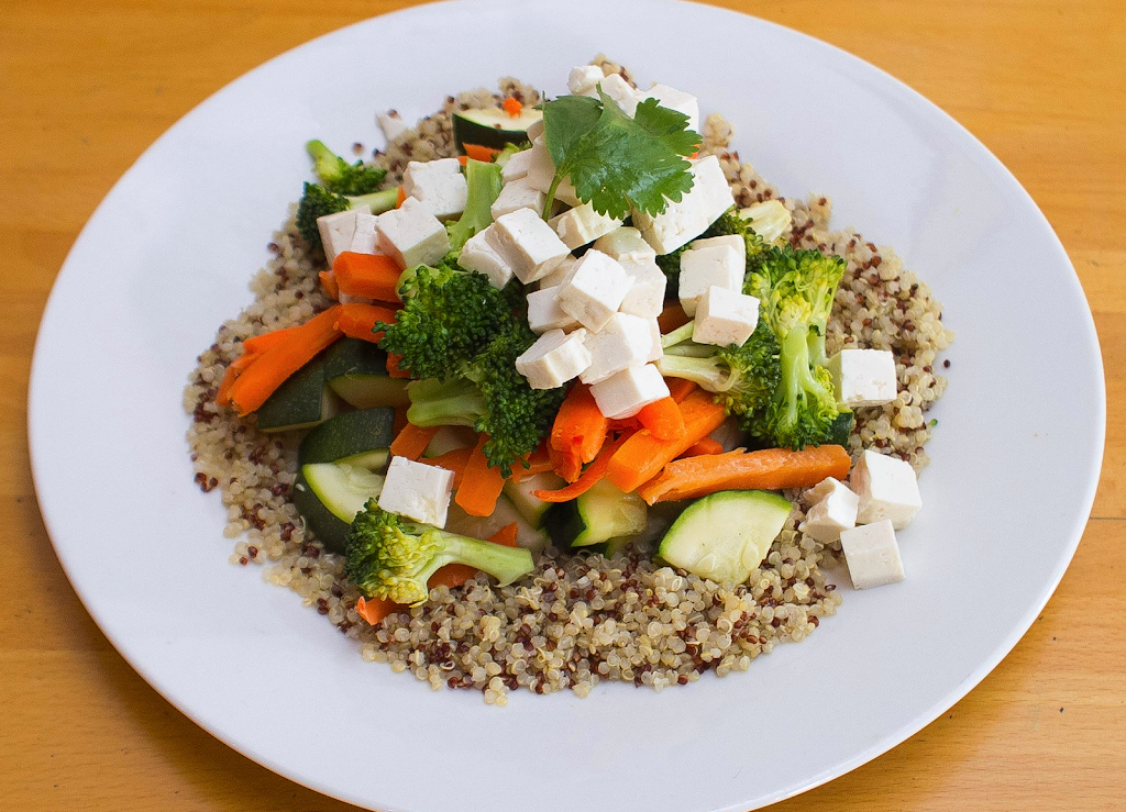 Veggilish | restaurant | 1146 7th Ave, San Diego, CA 92101, USA | 6197983381 OR +1 619-798-3381