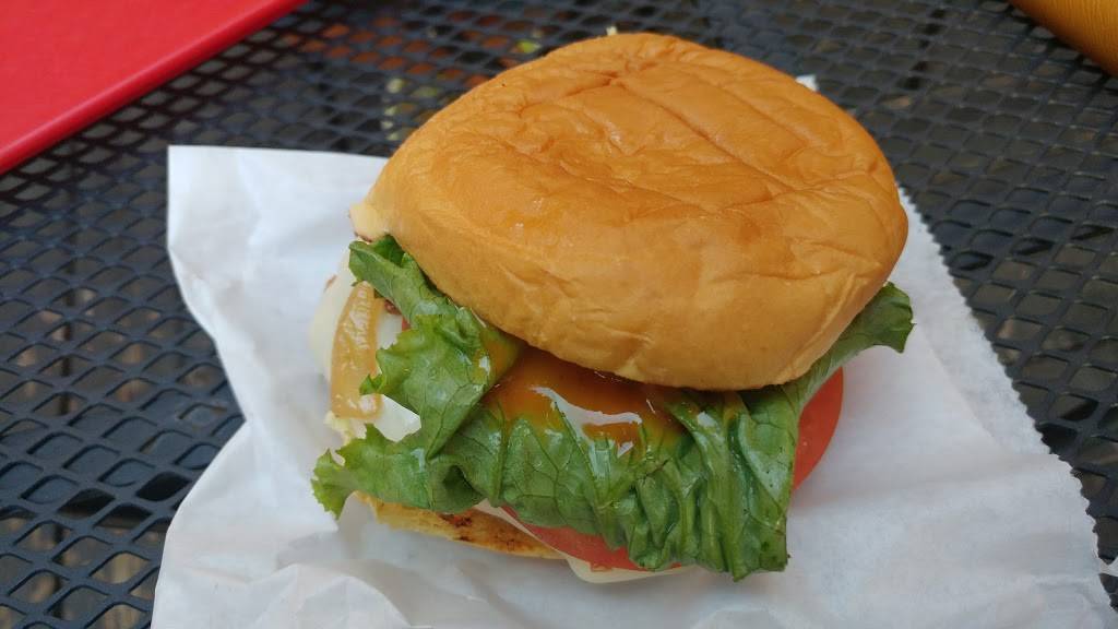 Burger Walla | restaurant | 47 Halsey St, Newark, NJ 07102, USA | 8622592552 OR +1 862-259-2552