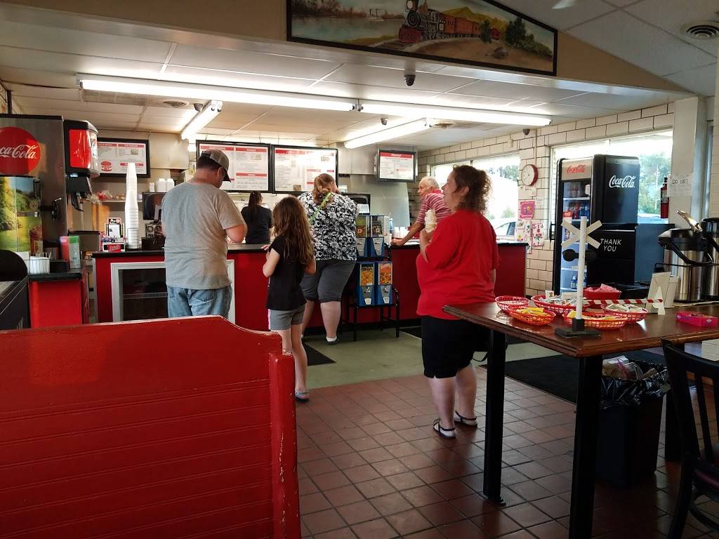 Burger Hut | restaurant | 745 N Union Ave, Alliance, OH 44601, USA | 3308234099 OR +1 330-823-4099