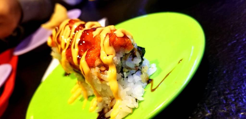 Rockin’ Rolls Sushi | restaurant | 3405 Hillsborough Rd, Durham, NC 27705, USA | 9192518822 OR +1 919-251-8822