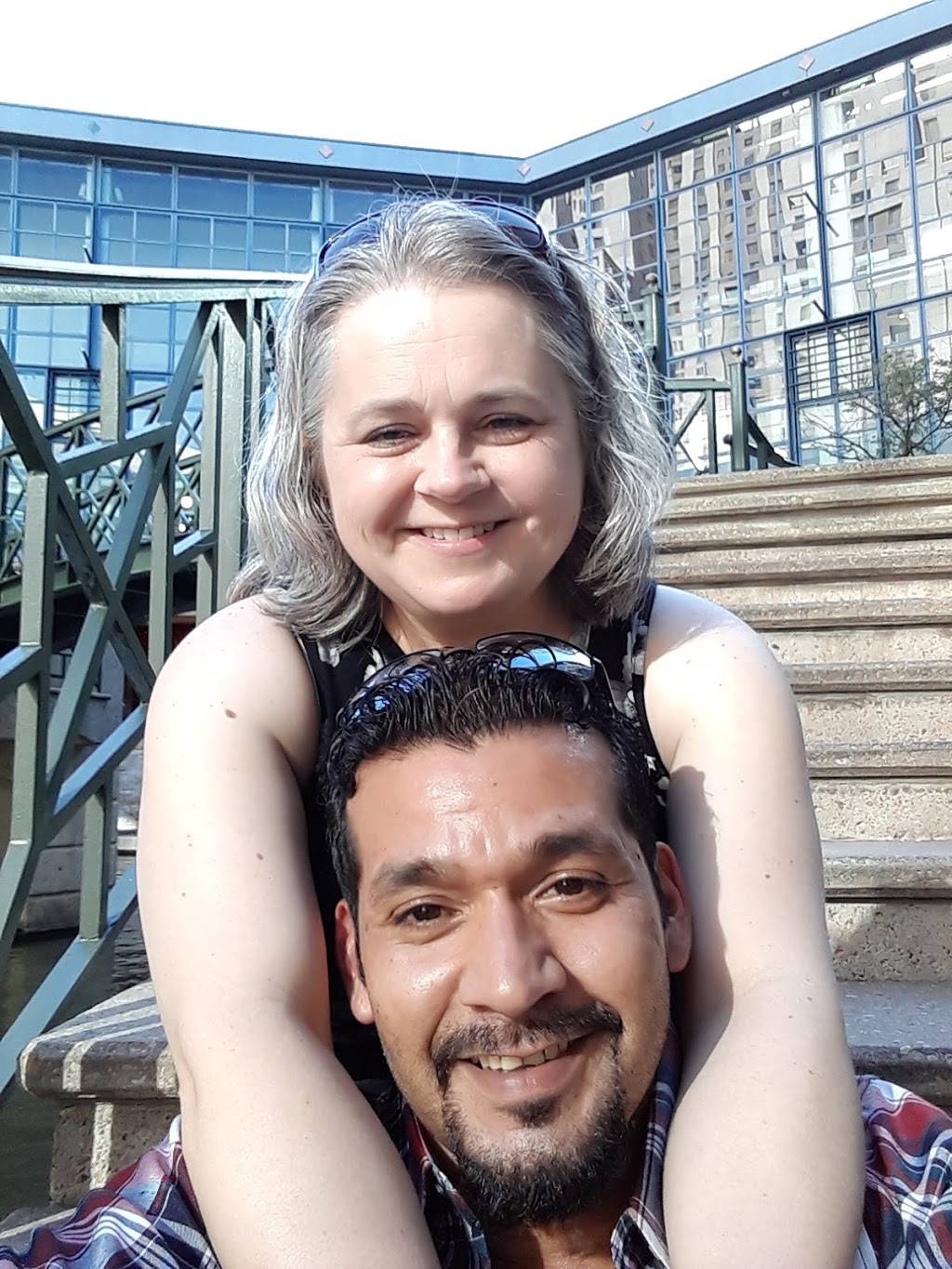 Sazos Marriott Rivercenter | restaurant | 101 Bowie St, San Antonio, TX 78205, USA | 2105546180 OR +1 210-554-6180