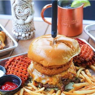 Legends Tavern & Grille - Plantation | restaurant | 1387 S University Dr, Plantation, FL 33324, USA | 9546521162 OR +1 954-652-1162