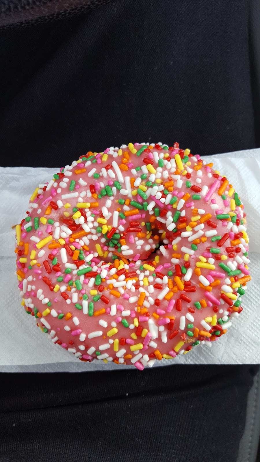 Freshh Donuts | bakery | 3810 Broad St # 4, San Luis Obispo, CA 93401, USA | 8057831244 OR +1 805-783-1244