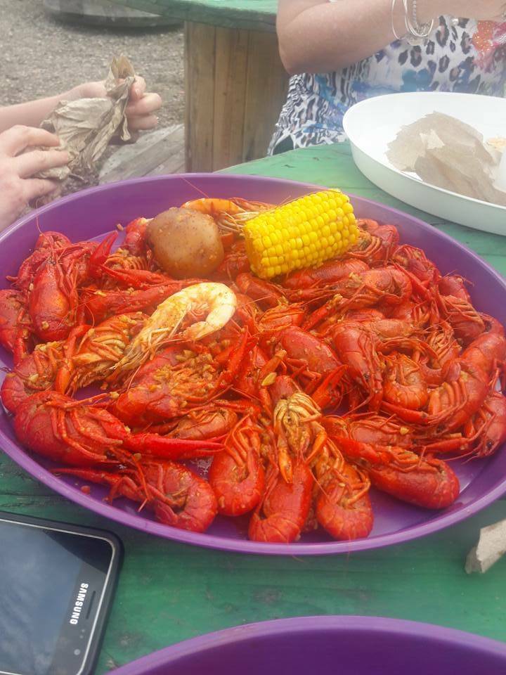 Craven Crawfish | restaurant | 7957 C E King Pkwy, Houston, TX 77044, USA | 8324867955 OR +1 832-486-7955