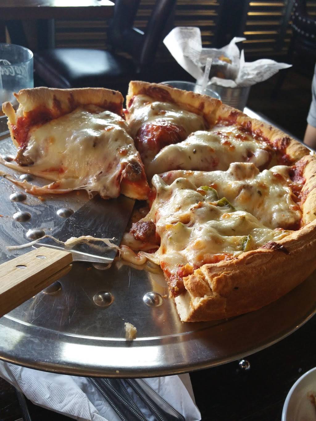 Paisans Pizzeria | restaurant | 3720 Grand Blvd, Brookfield, IL 60513, USA | 7084856833 OR +1 708-485-6833