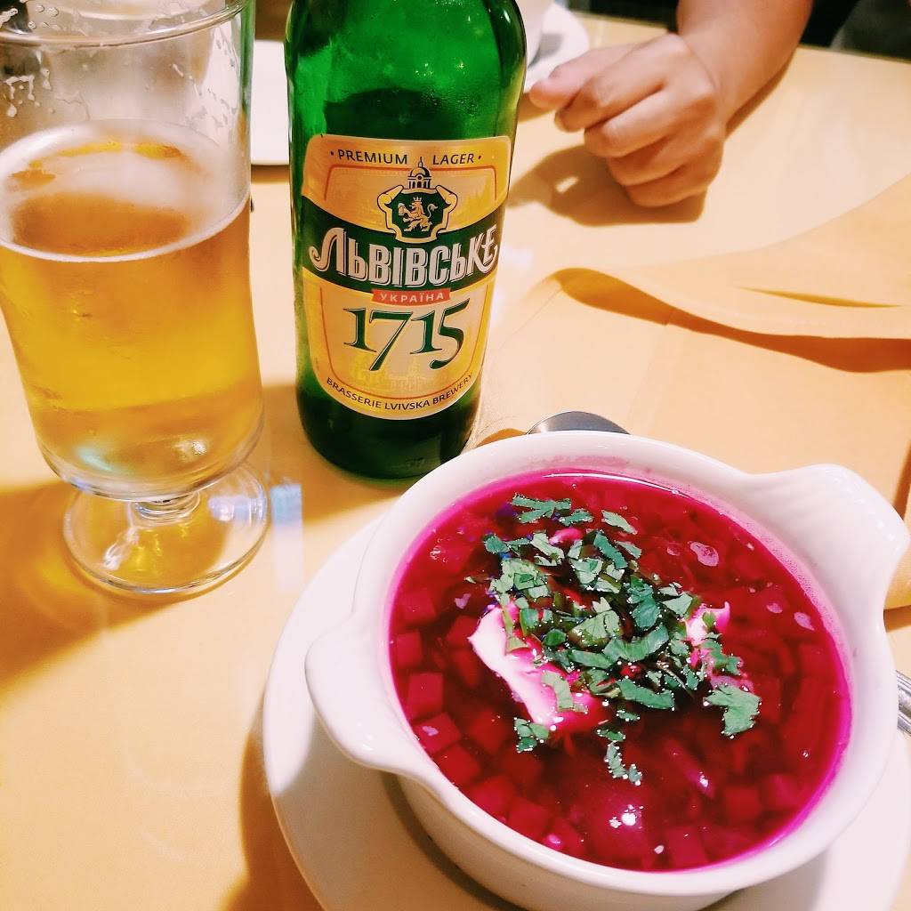 Amber European Restaurant | restaurant | 2372 Bloor St W, Toronto, ON M6S 1P5, Canada | 4167636164 OR +1 416-763-6164