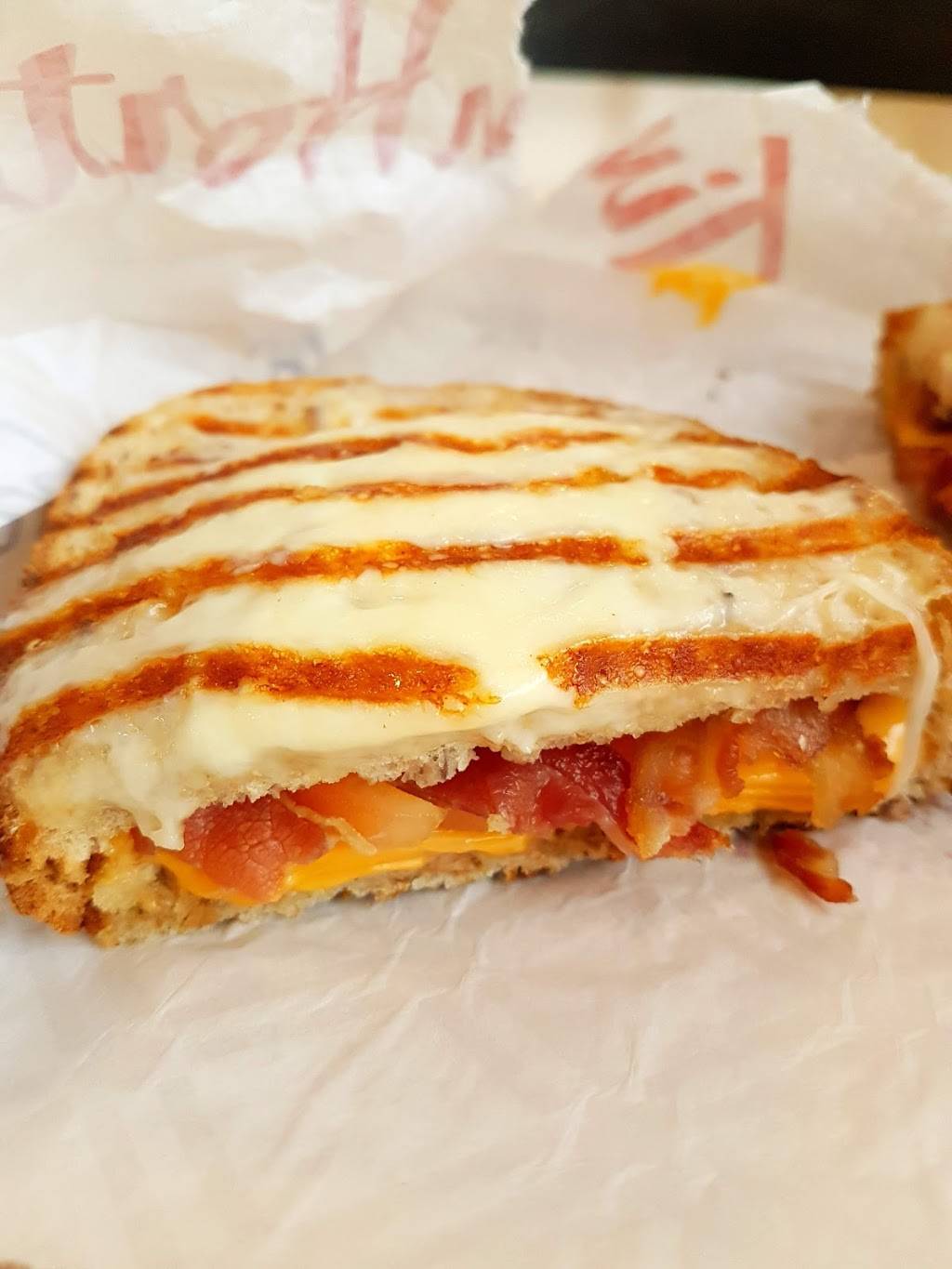 Tim Hortons | restaurant | 1970 Hwy 7, Concord, ON L4K 1W5, Canada | 9057388844 OR +1 905-738-8844