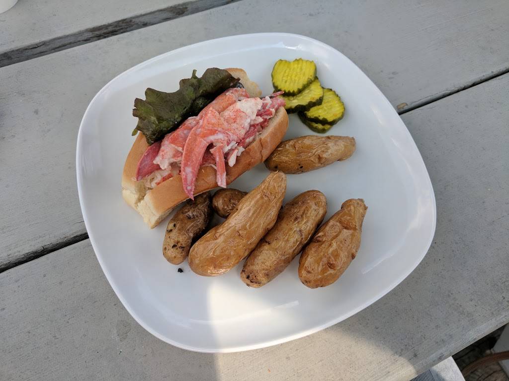 The Slipway Restaurant | restaurant | 24 Public Landing, Thomaston, ME 04861, USA | 2073544155 OR +1 207-354-4155