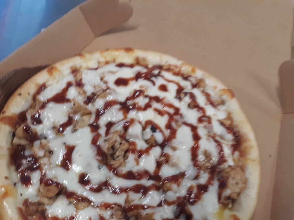 Twins Pizza | restaurant | 125 Broad St, Dublin, VA 24084, USA | 5406740000 OR +1 540-674-0000