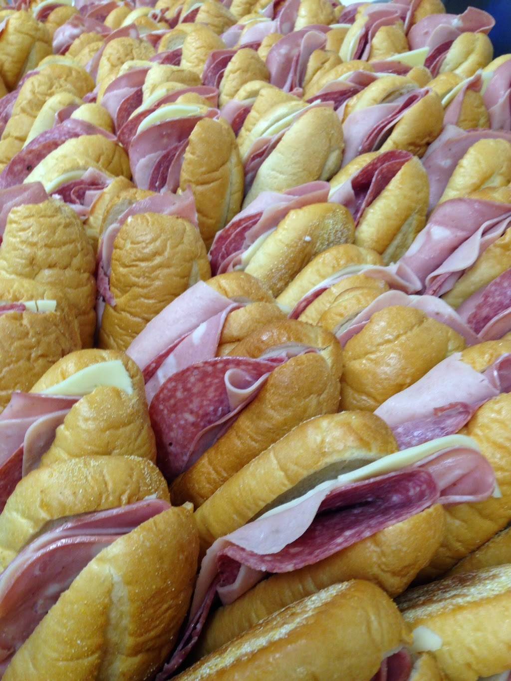 Little Italys Family Restaurant & Catering | restaurant | 24436 FL-54, Lutz, FL 33559, USA | 8139092122 OR +1 813-909-2122