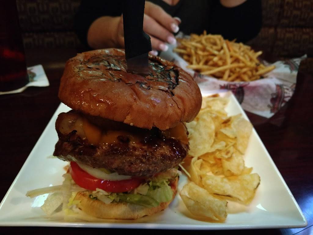 24th Street Sports Tavern | restaurant | 13 S Washington St, Oxford, MI 48371, USA | 2486281217 OR +1 248-628-1217