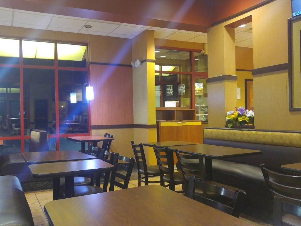 Arbys | restaurant | 6100 E Lloyd Expy, Evansville, IN 47715, USA | 8124751176 OR +1 812-475-1176