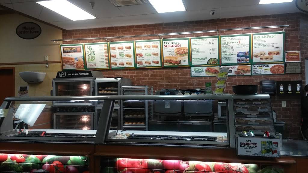 Subway | restaurant | 5991 New Golden Rod Road, Orlando, FL 32822, USA | 4073822250 OR +1 407-382-2250