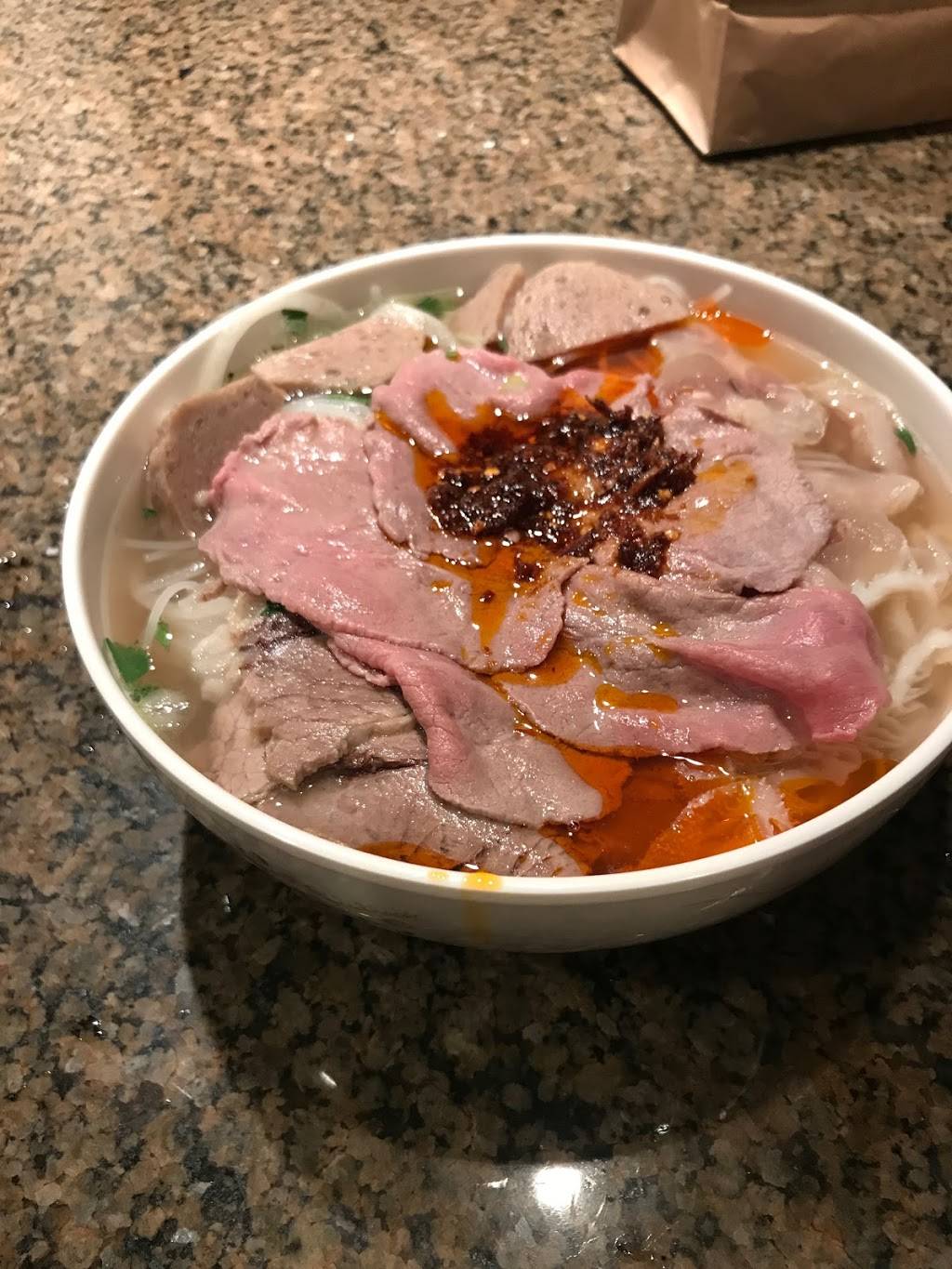 i5 Pho Queen Anne | restaurant | 501 2nd Ave W, Seattle, WA 98119, USA | 2064885954 OR +1 206-488-5954