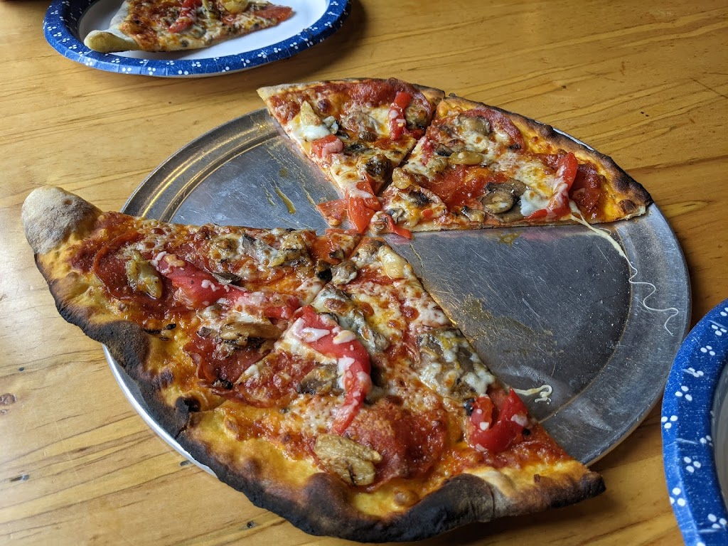 Tellico Grains Bakery | bakery | 105 Depot St, Tellico Plains, TN 37385, USA | 4232536911 OR +1 423-253-6911