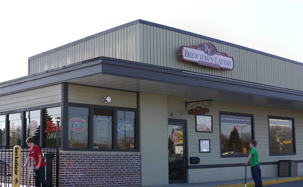 Brewtown Eatery Bar & Grill | restaurant | 5121 W Howard Ave, Milwaukee, WI 53220, USA | 4143213900 OR +1 414-321-3900