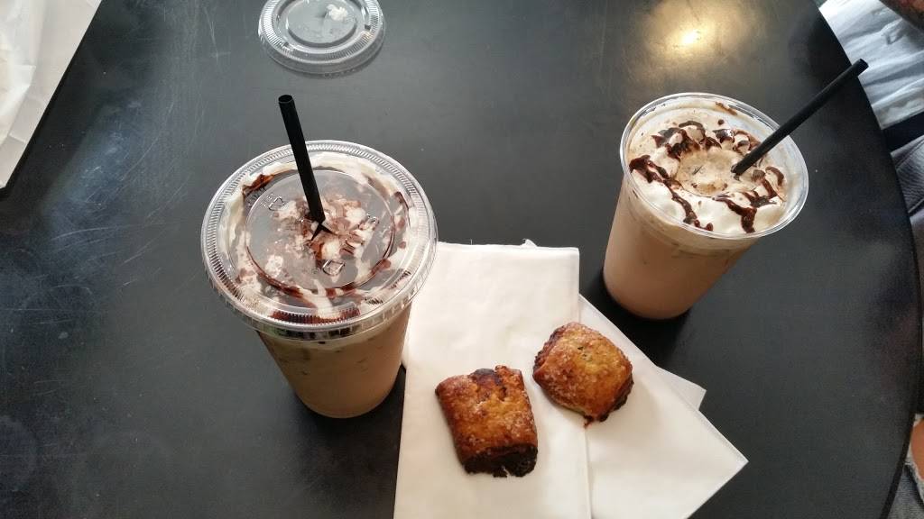 Common Grounds Brew & Roastery | cafe | 12 S J St, Lake Worth, FL 33460, USA | 5613188980 OR +1 561-318-8980