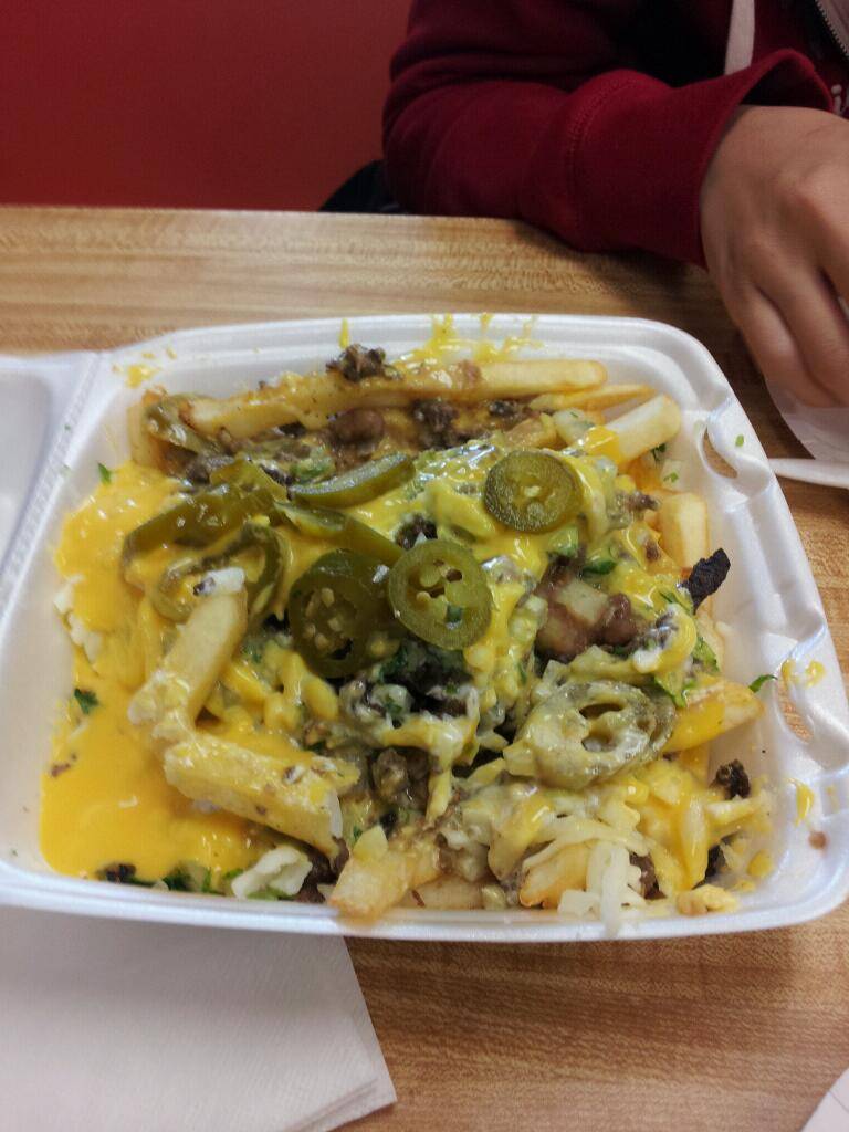 Tacos Charlys | restaurant | 10690 Laurel Canyon Blvd, Pacoima, CA 91331, USA | 8188900044 OR +1 818-890-0044