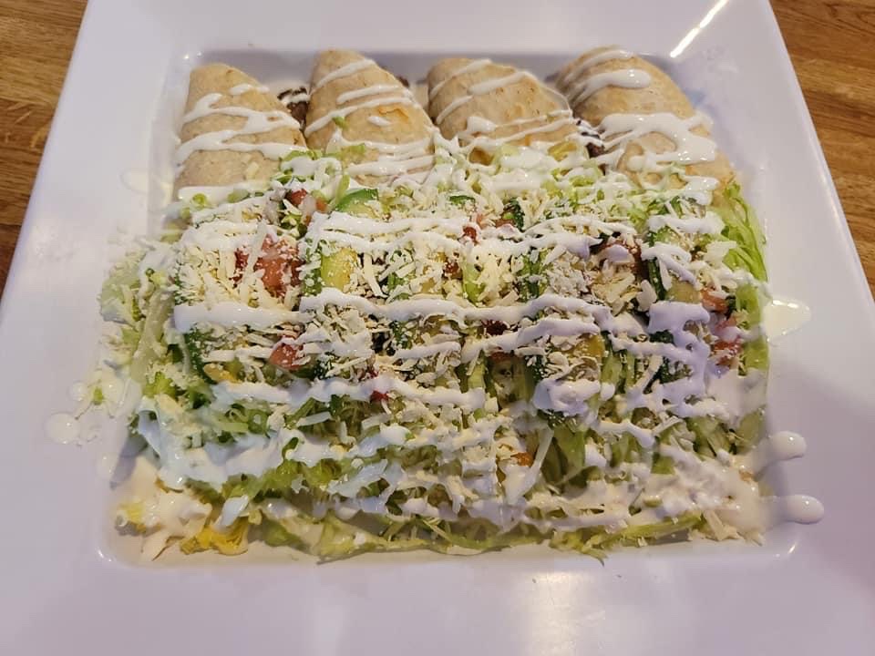 Tierras Catrachas Restaurant | restaurant | 1438 Federal St, Philadelphia, PA 19146, USA | 2676871650 OR +1 267-687-1650