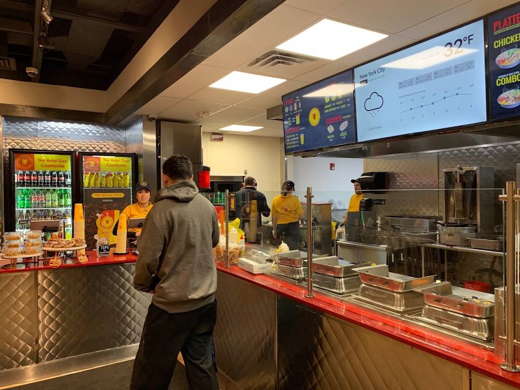 The Halal Guys | restaurant | 5621 South La Grange Road, Countryside, IL 60525, USA | 7086394184 OR +1 708-639-4184