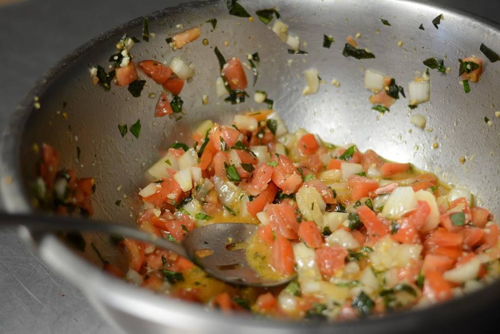 Go Pasta | restaurant | 32 Old Tower Hill Rd, Wakefield, RI 02879, USA | 4012844311 OR +1 401-284-4311