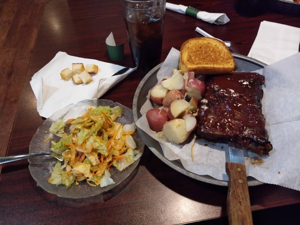 Conner Street Pub | restaurant | 2326 Conner St, Port Huron, MI 48060, USA | 8102166462 OR +1 810-216-6462