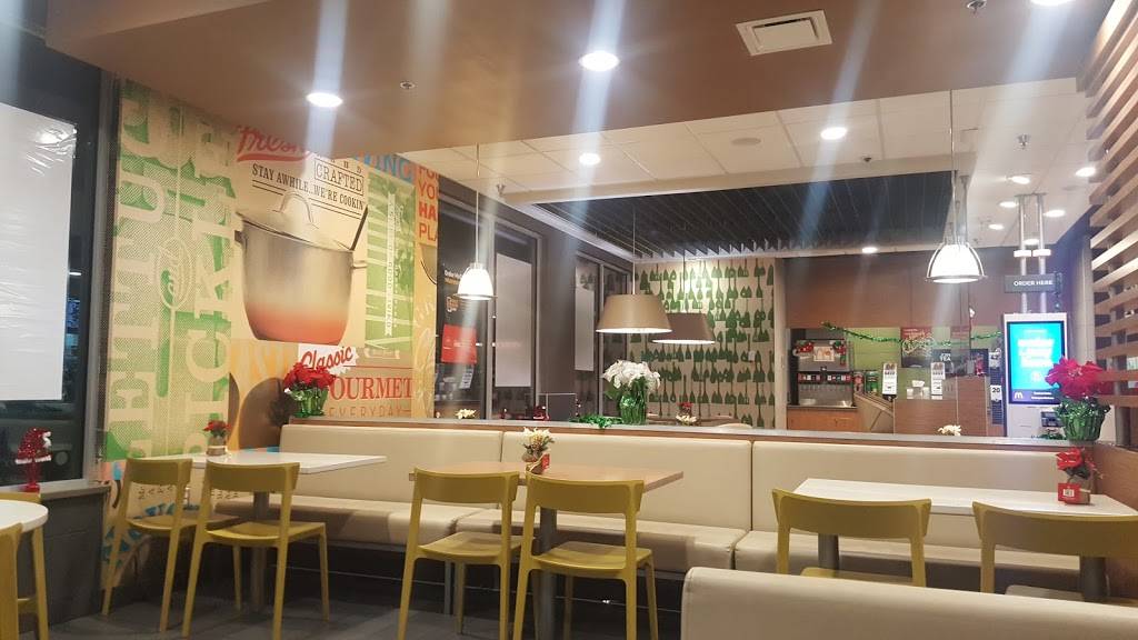 McDonalds | cafe | 18241 N Pima Rd, Scottsdale, AZ 85255, USA | 4805885585 OR +1 480-588-5585