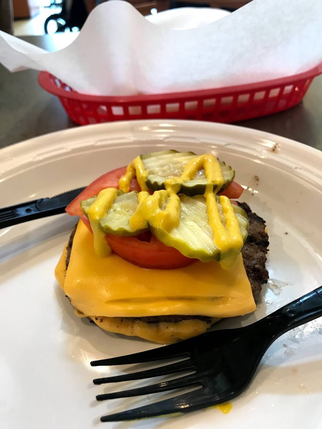 U Dawg U | restaurant | 300 N Happ Rd, Northfield, IL 60093, USA | 8474416200 OR +1 847-441-6200