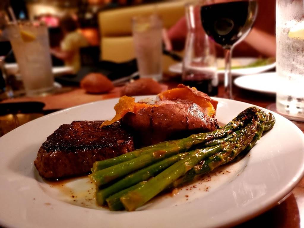 LongHorn Steakhouse | meal takeaway | 10201 SW Meeting St, Port St. Lucie, FL 34987, USA | 7723453591 OR +1 772-345-3591