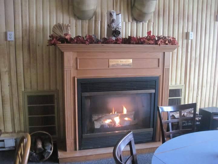 Fire Pit Bar & Grill | restaurant | 306 S Harlem Ave, Peotone, IL 60468, USA | 7087927265 OR +1 708-792-7265