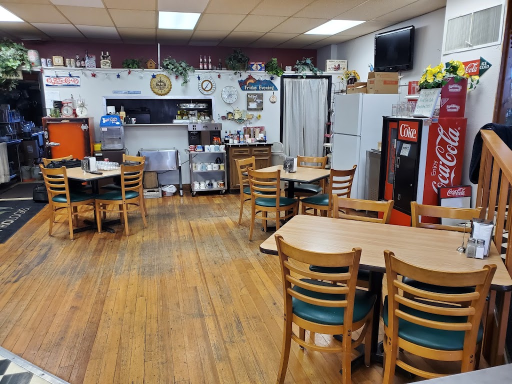 The Bird City Cafe | restaurant | 104 W Bressler, Bird City, KS 67731, USA | 7853324217 OR +1 785-332-4217