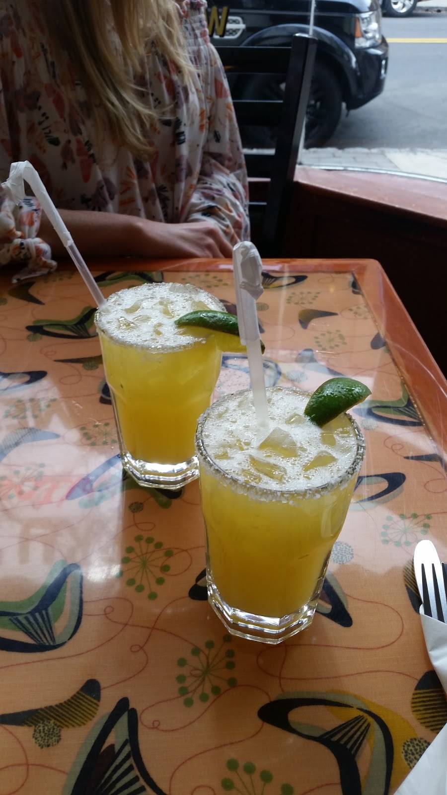 Harrys Burritos | restaurant | 90 Main St, Nyack, NY 10960, USA | 8453535520 OR +1 845-353-5520