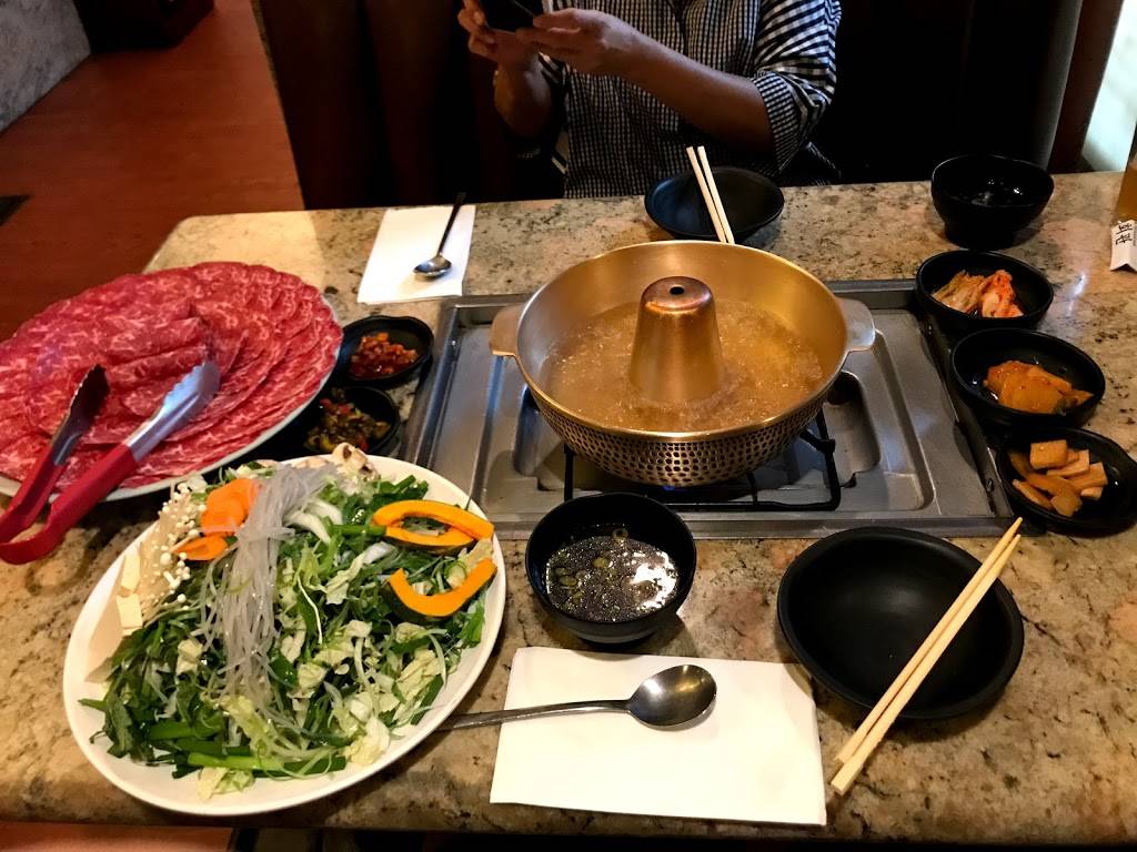 Seoul Garden Restaurant | restaurant | 1833 W Olympic Blvd, Los Angeles, CA 90006, USA | 2133868477 OR +1 213-386-8477