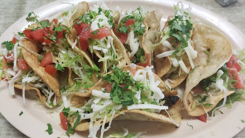 Perlas Taqueria | restaurant | 25222 Charlinda Dr, Mission Viejo, CA 92691, USA | 9493809604 OR +1 949-380-9604