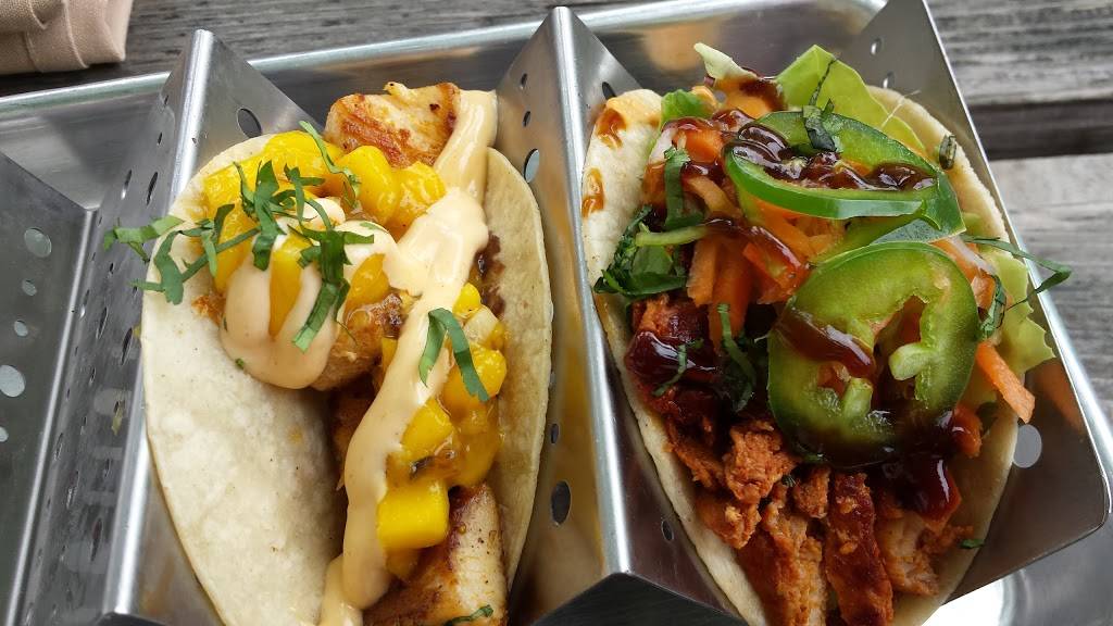 El Poquito | restaurant | 8201 Germantown Ave, Philadelphia, PA 19118, USA | 2677665372 OR +1 267-766-5372