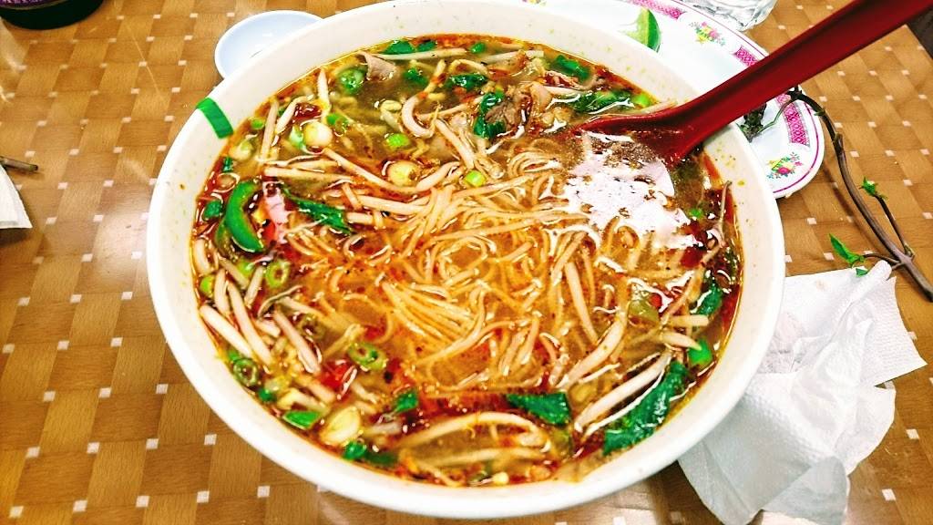 Pho Broadway | restaurant | 942 N Broadway #102, Los Angeles, CA 90012, USA | 2135722507 OR +1 213-572-2507