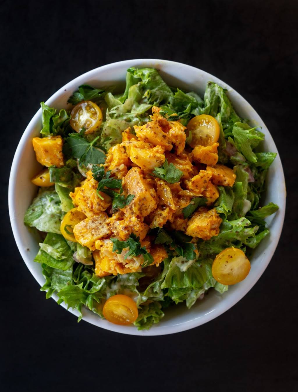 ZZA Pizza + Salad - CWE | restaurant | 54 N Euclid Ave, St. Louis, MO 63108, USA | 3143008700 OR +1 314-300-8700