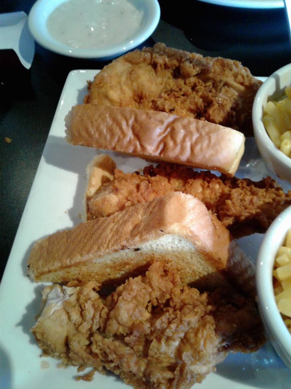 On the Rox Sports Bar & Grill | restaurant | 11957 Lioness Way, Parker, CO 80134, USA | 3037901033 OR +1 303-790-1033