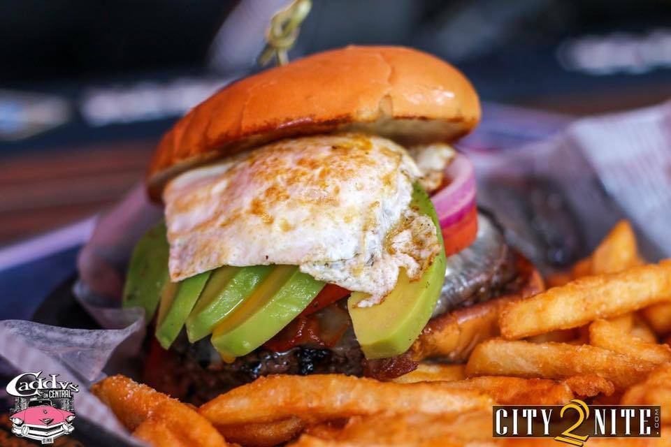 Caddys On Central | restaurant | 217 Central Ave, St. Petersburg, FL 33701, USA | 7275757939 OR +1 727-575-7939