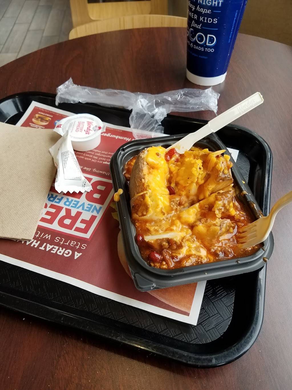 Wendys | restaurant | 3155 N Pine Ave, Ocala, FL 34475, USA | 3528671733 OR +1 352-867-1733