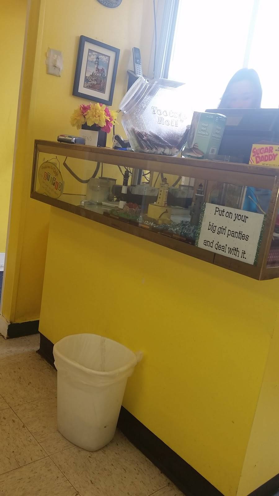 Lighthouse Cafe | restaurant | 213 N Main St, Piqua, OH 45356, USA | 9377780035 OR +1 937-778-0035