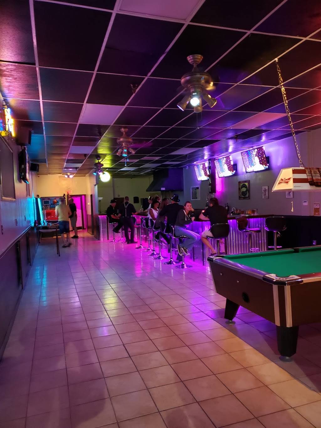 GOAT the Bar | restaurant | 786 N Apollo Blvd, Melbourne, FL 32935, USA | 3217753542 OR +1 321-775-3542