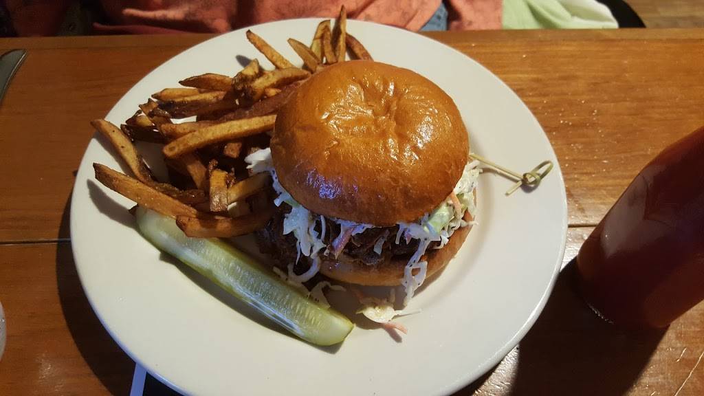 Martells at the Red Fox | restaurant | 87 Edwards Rd, Jeffersonville, VT 05464, USA | 8026445060 OR +1 802-644-5060