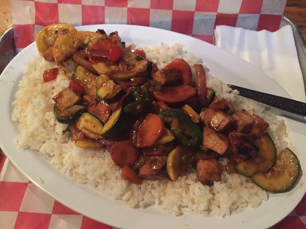 Mid City Yacht Club | restaurant | 440 S St Patrick St, New Orleans, LA 70119, USA | 5044832517 OR +1 504-483-2517