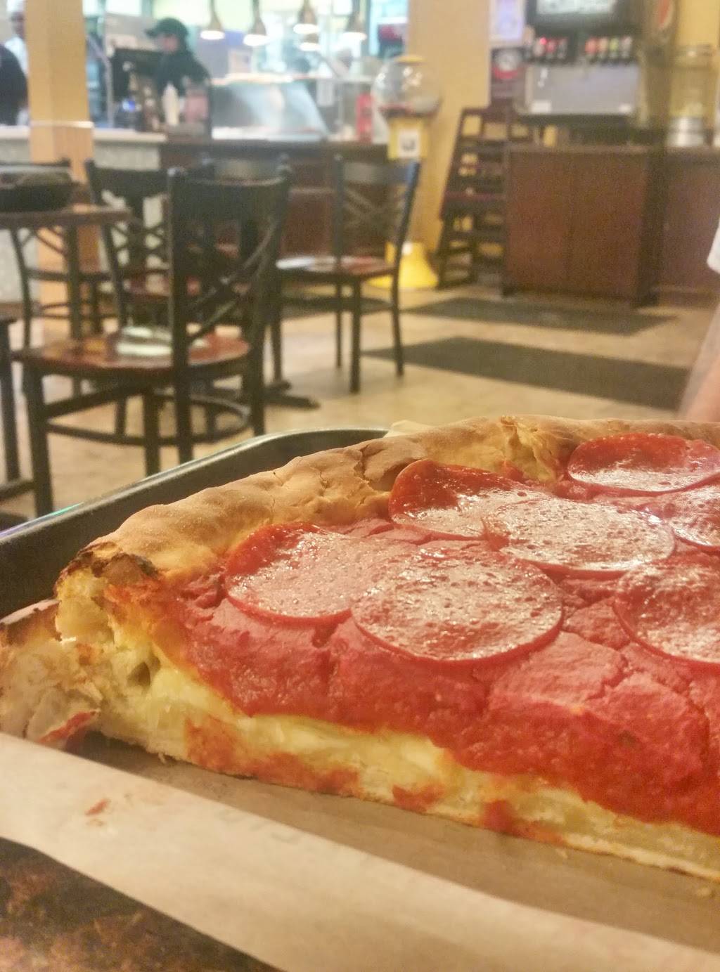 Di Nicos Pizza | restaurant | 42 South La Grange Road, La Grange, IL 60525, USA | 7083529800 OR +1 708-352-9800