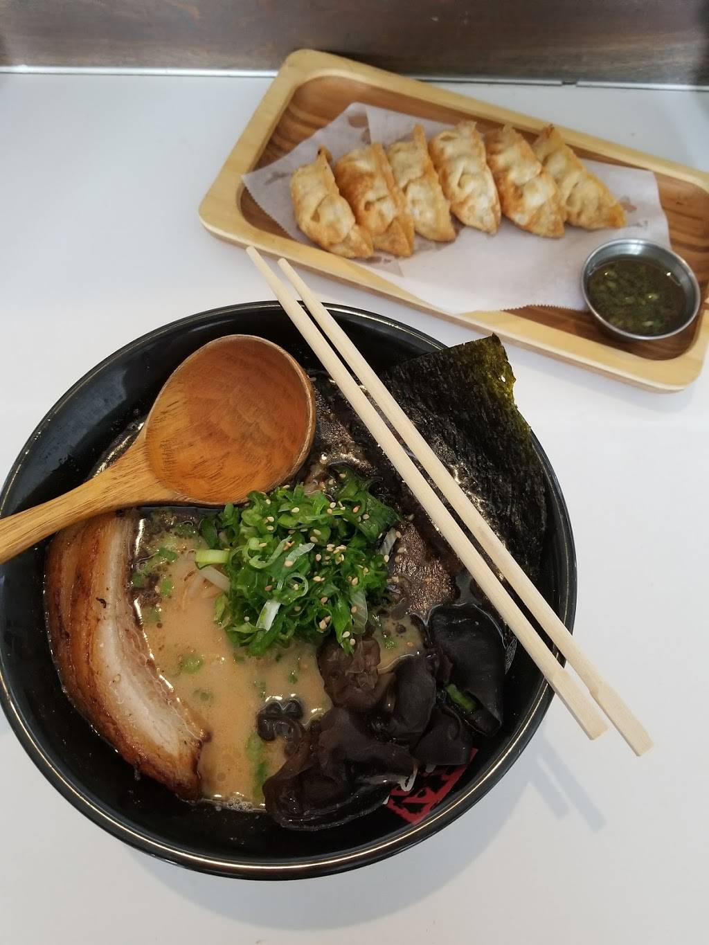 Rollrritto + Poke Bar | restaurant | 18581 Beach Blvd, Huntington Beach, CA 92648, USA | 6578454911 OR +1 657-845-4911