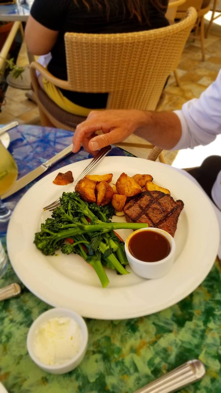 Geoffreys | restaurant | 27400 Pacific Coast Hwy, Malibu, CA 90265, USA | 3104571519 OR +1 310-457-1519