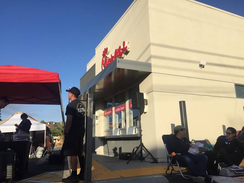Chick-fil-A | restaurant | 2207 Lincoln Blvd, Santa Monica, CA 90405, USA | 3103148088 OR +1 310-314-8088